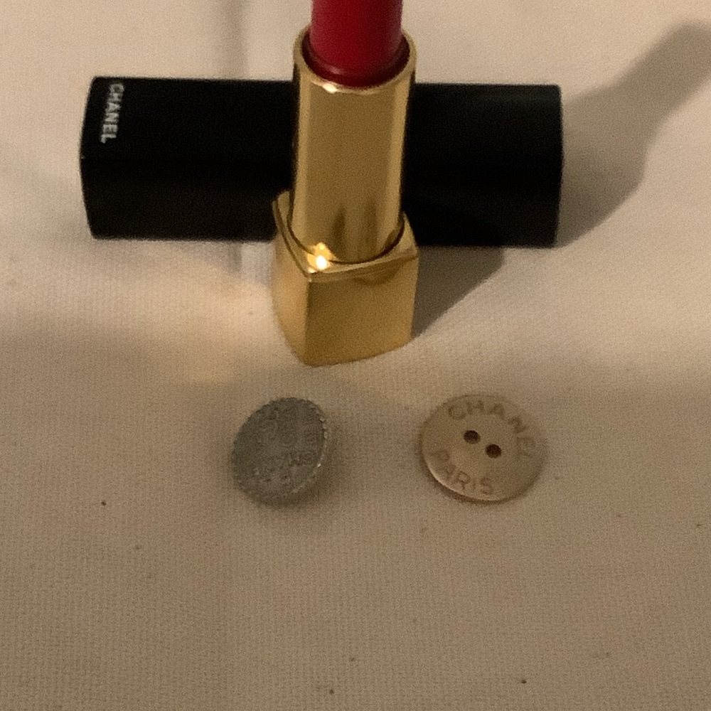 CHANEL Vibrant Pink Lipstick
